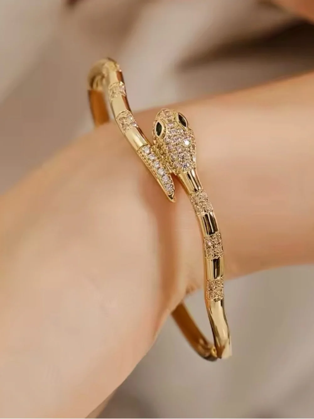 Snake cooper& Zirconium Bracelet Classic Nail Open Bangles
